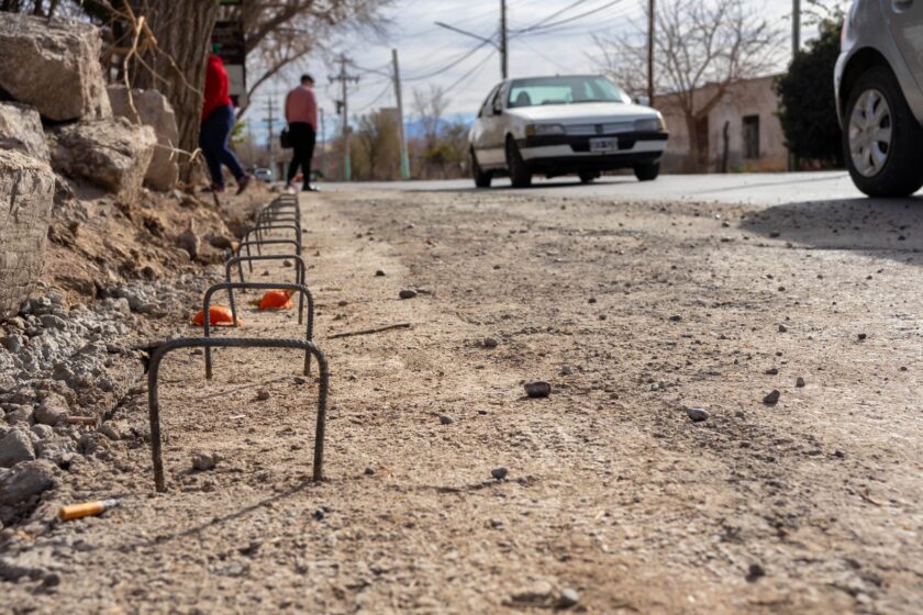 Rivadavia Ciudad no se detiene en las obras de dos arterias fundamentales en la conexión norte- sur y la puesta en valor de un estructura histórica del departamento.