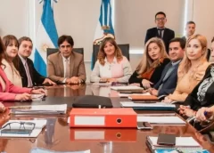 Paritaria docente: el Gobierno presentó una nueva oferta y los gremios la llevarán a consulta
