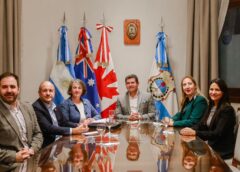 El gobernador Marcelo Orrego recibió a los embajadores de Australia y Canadá