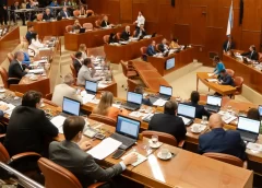 Uno por uno, cómo votaron los diputados para aprobar en general el plan de financiamiento de Orrego