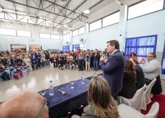 Orrego inauguró la ampliación de una escuela en Difunta Correa que brinda más espacios y herramientas para los estudiantes