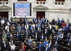 A la oposición no le alcanzó y se cayó la sesión en Diputados para voltear el DNU 70
